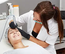 Fachkräfte Permanent Make-up arbeit